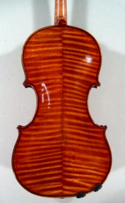 Violon entier Louis Courtier de 1912. Fond.