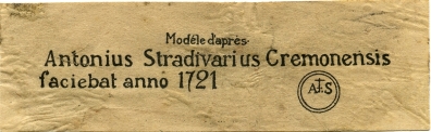 étiquette "Modèle d'après Stradivarius"