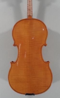 Violon entier Claude Chevrier  Mirecourt. Fond.