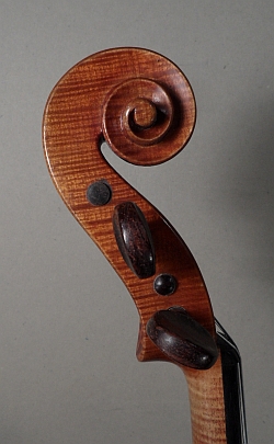 Violon entier fait par Amde Dieudonn en 1948.