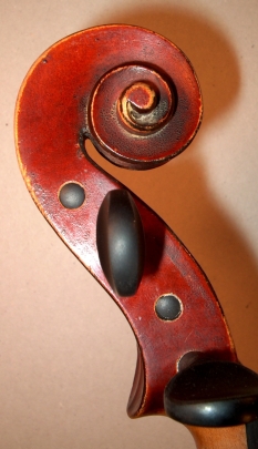 Violon "Sainte Ccile" fait  Mirecourt par Nicolas Vuillaume.